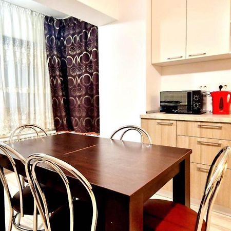 Big & Cosy Apartment With 3 Double Beds & 2 Bathrooms Iasi Exteriér fotografie