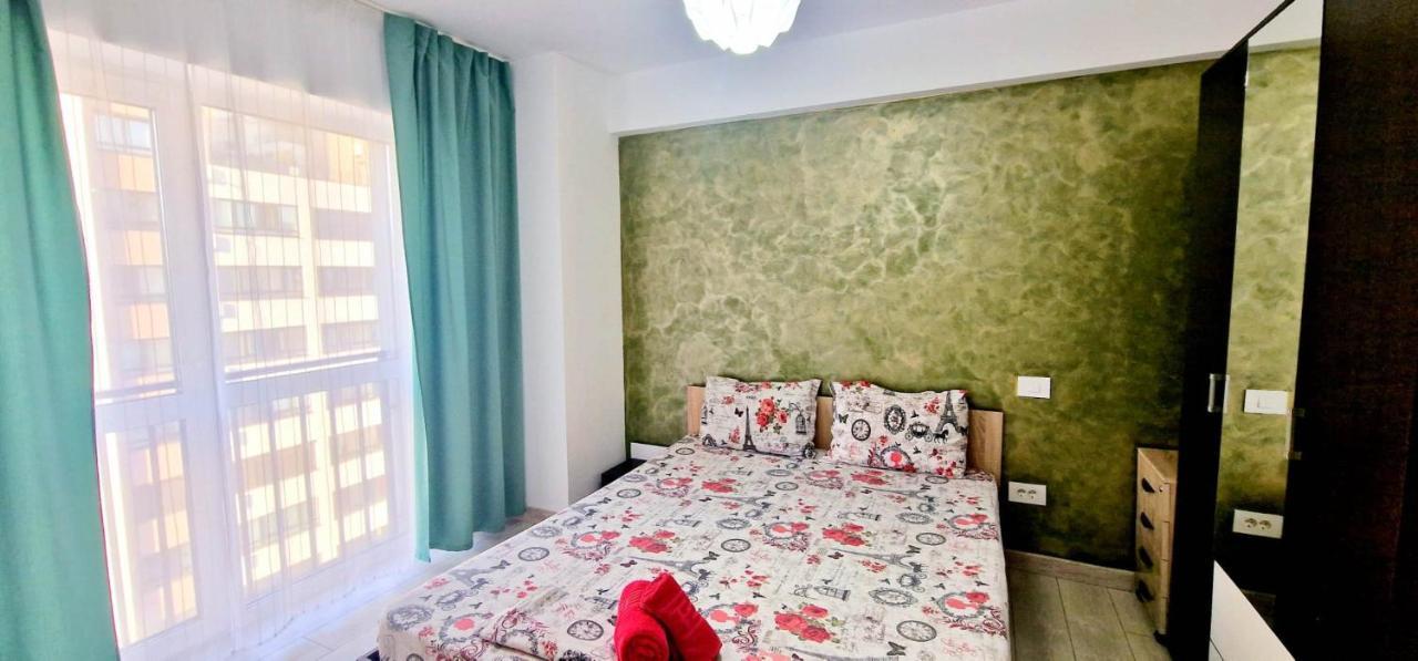 Big & Cosy Apartment With 3 Double Beds & 2 Bathrooms Iasi Exteriér fotografie
